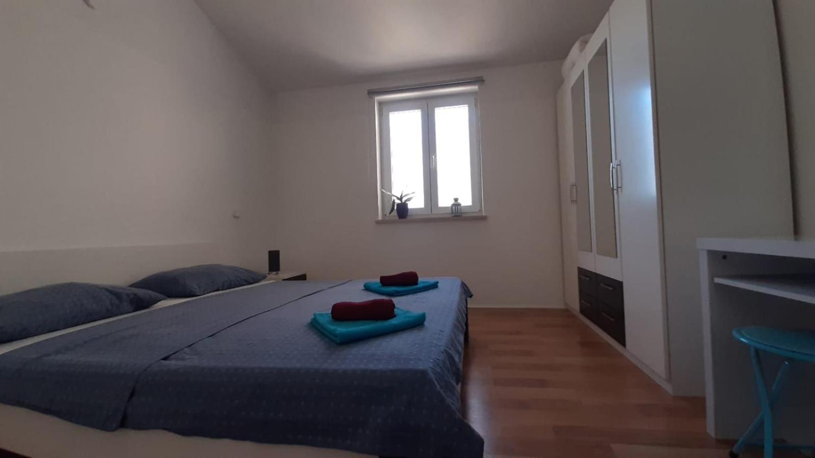 Apartments Blanka&Marina Pula Bagian luar foto